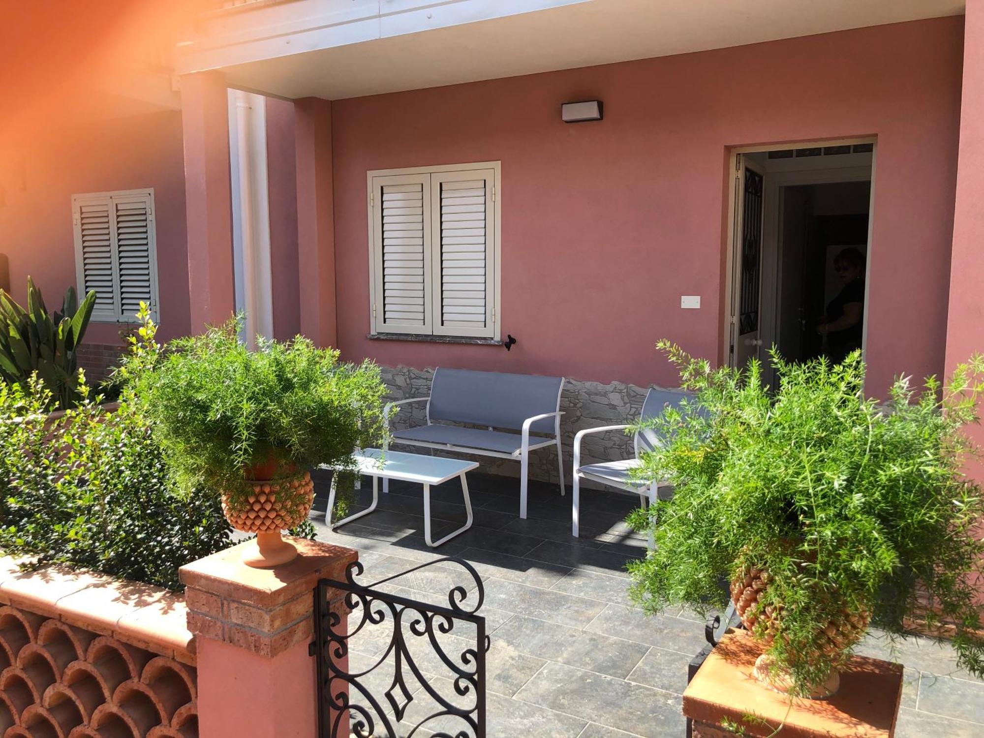La Ginestra Hotel Giardini Naxos Exterior photo